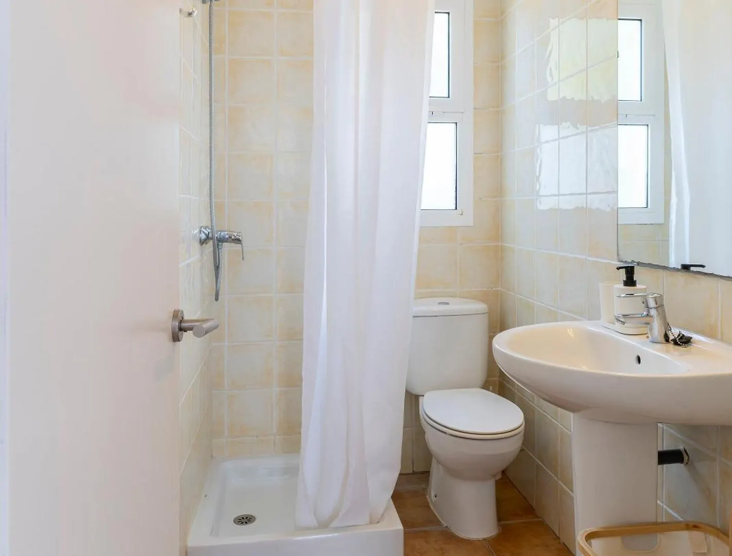 Apartamentos Casa Marea Calella Palafrugell Con Parking Calella De Palafrugell Spanien