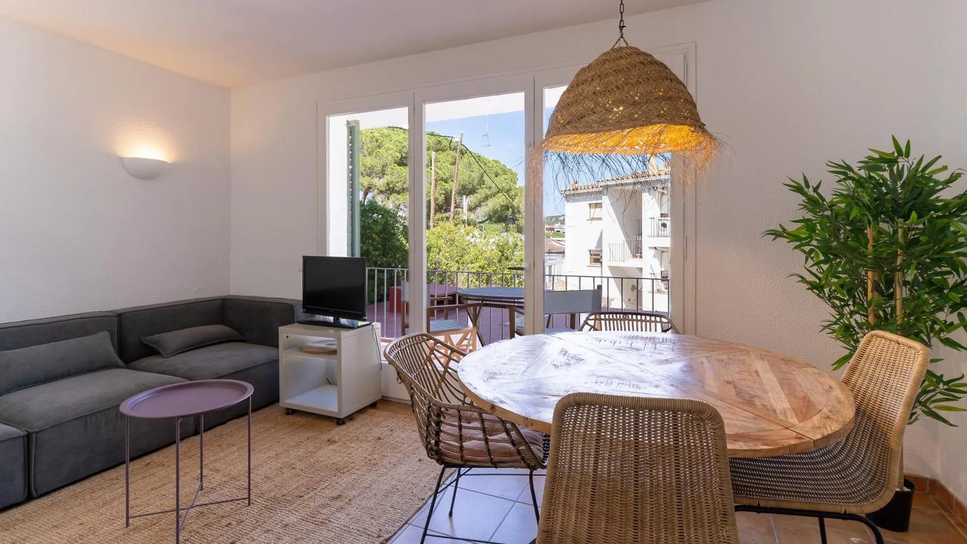 Apartamentos Casa Marea Calella Palafrugell Con Parking Calella De Palafrugell Spanien