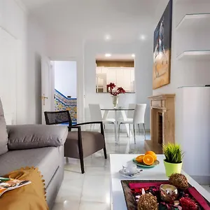 Lux - Sierpes Terrace , Sevilla Spanien